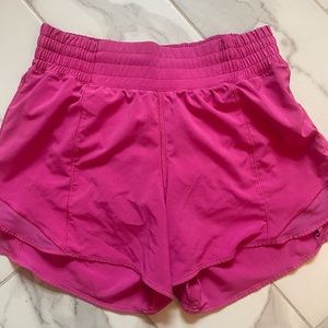 Lululemon Hotty Hot Shorts LR 4